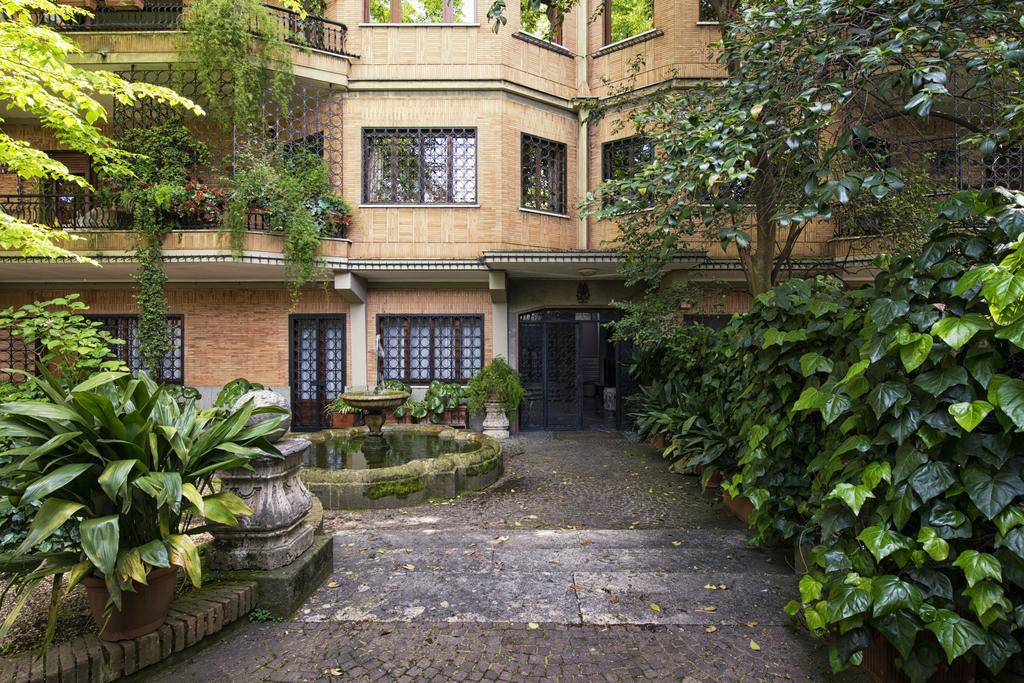 Vatican House * Rom